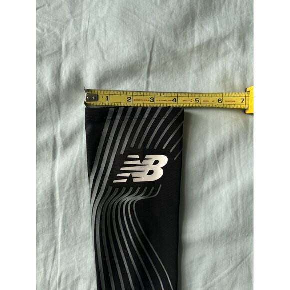 New Balance 2023 Pro Elite Issue Prodigy Racing Arm Black Sleeves Size Small - Picture 9 of 14